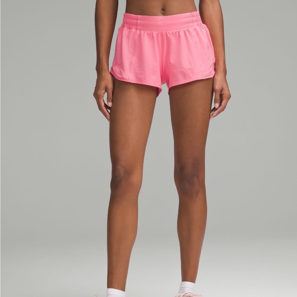 Lululemon hotty hot low-rise 2.5 - Picture 3 of 3